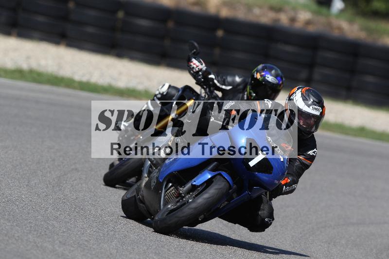 Archiv-2022/57 29.08.2022 Plüss Moto Sport ADR/Einsteiger/1